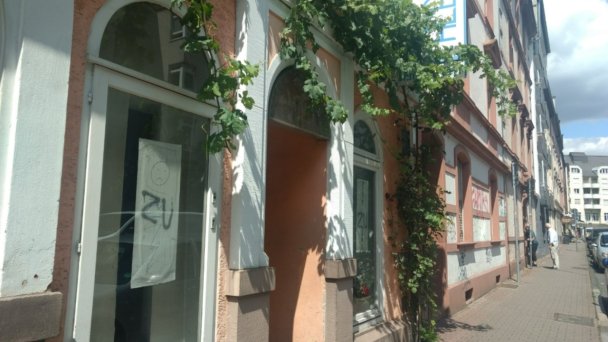 Auf und Zu